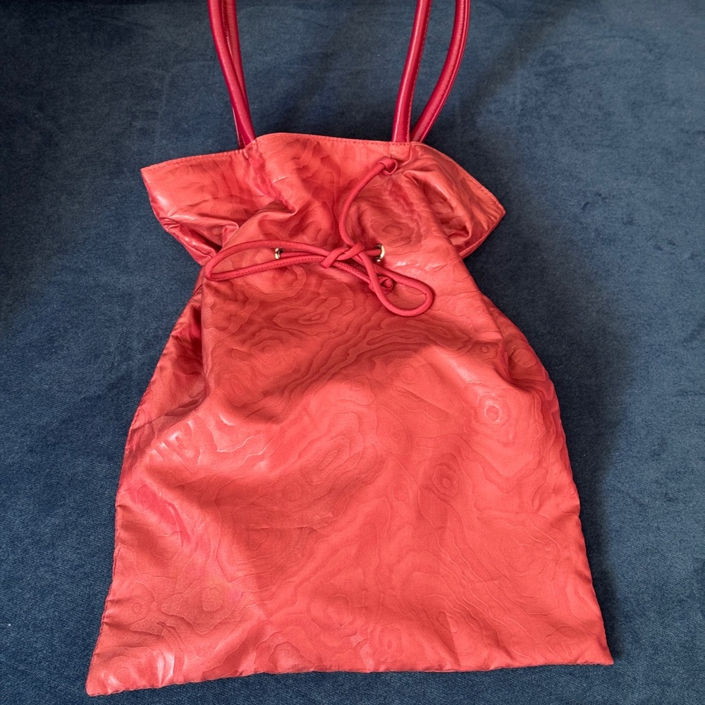 Jim Thomson Silk Fabric Burgundy Should bag . - Picture 4 of 5